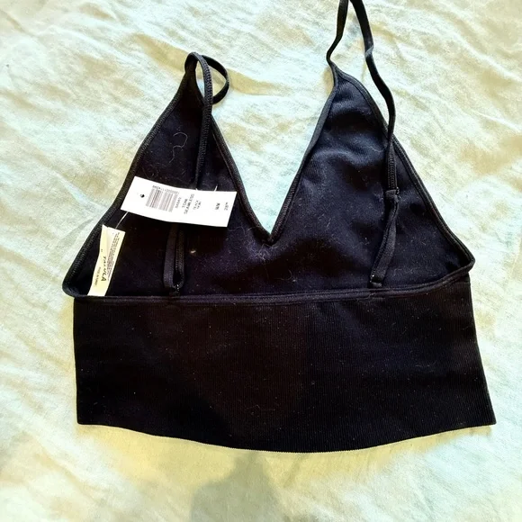 Aritzia Black Bralette - Picture 3 of 3